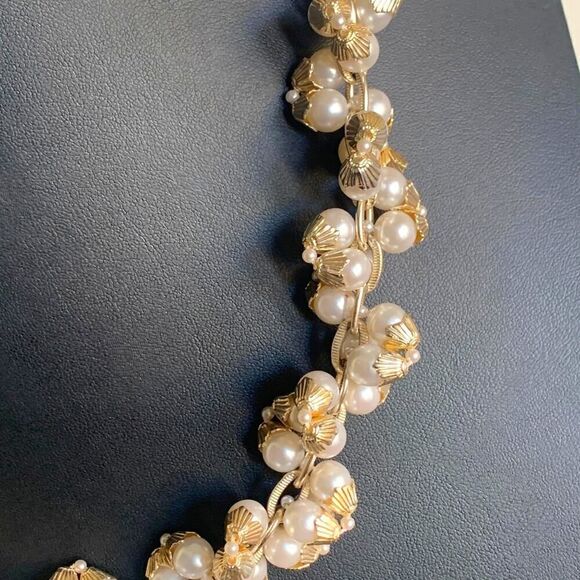 JAPAN White Pearl Necklace, in Silver tone, Stamped, Vintage - Picture 2 of 5